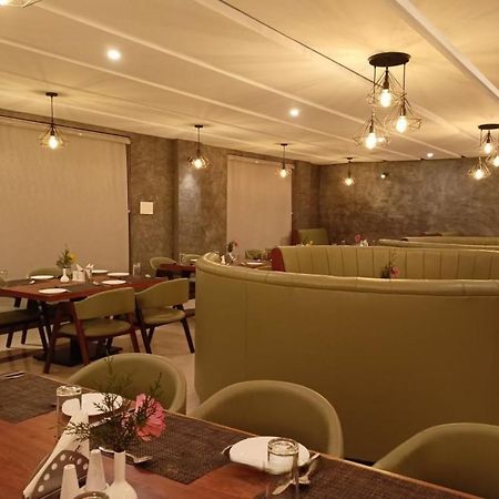 Hotel Preethi Classic Towers Utakamand Zewnętrze zdjęcie