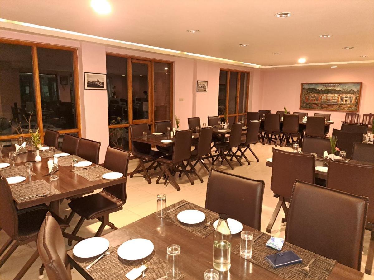 Hotel Preethi Classic Towers Utakamand Zewnętrze zdjęcie