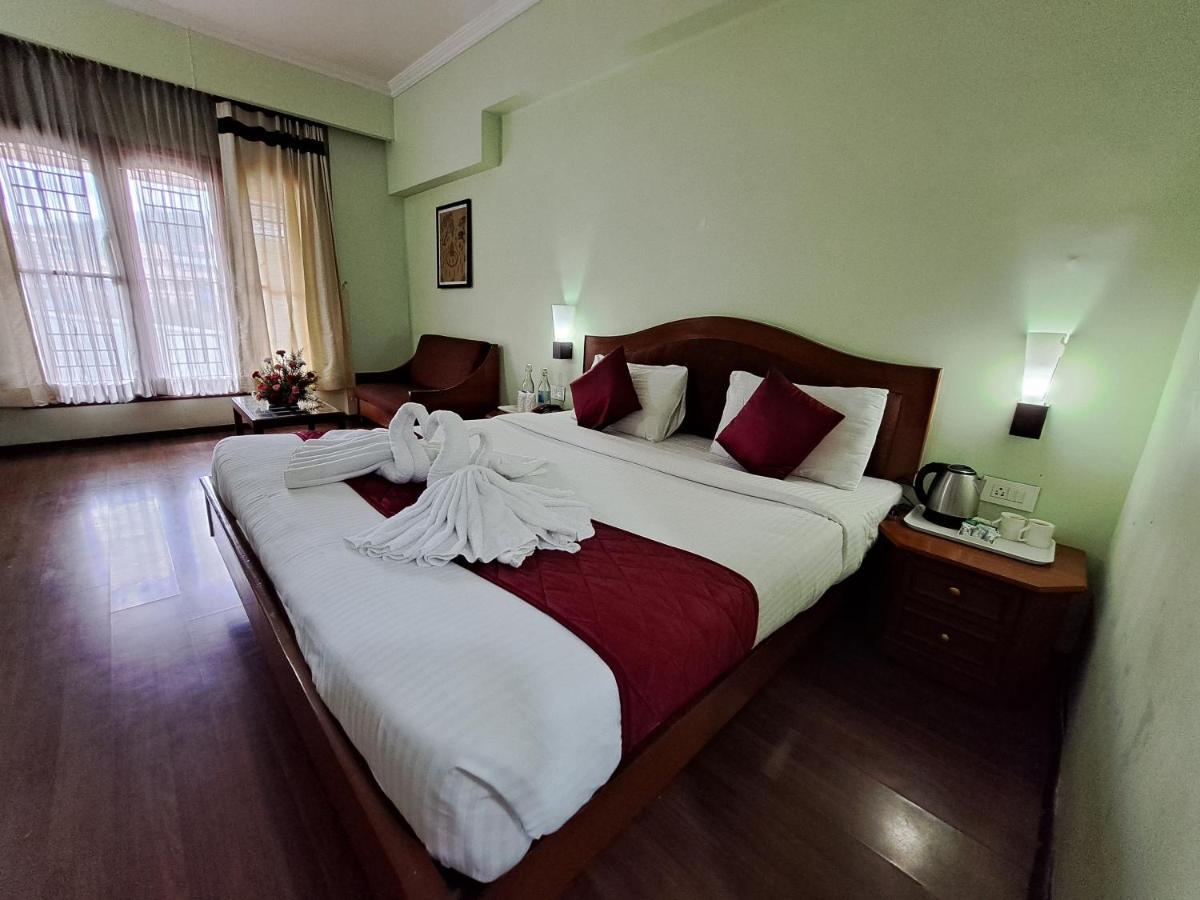 Hotel Preethi Classic Towers Utakamand Zewnętrze zdjęcie