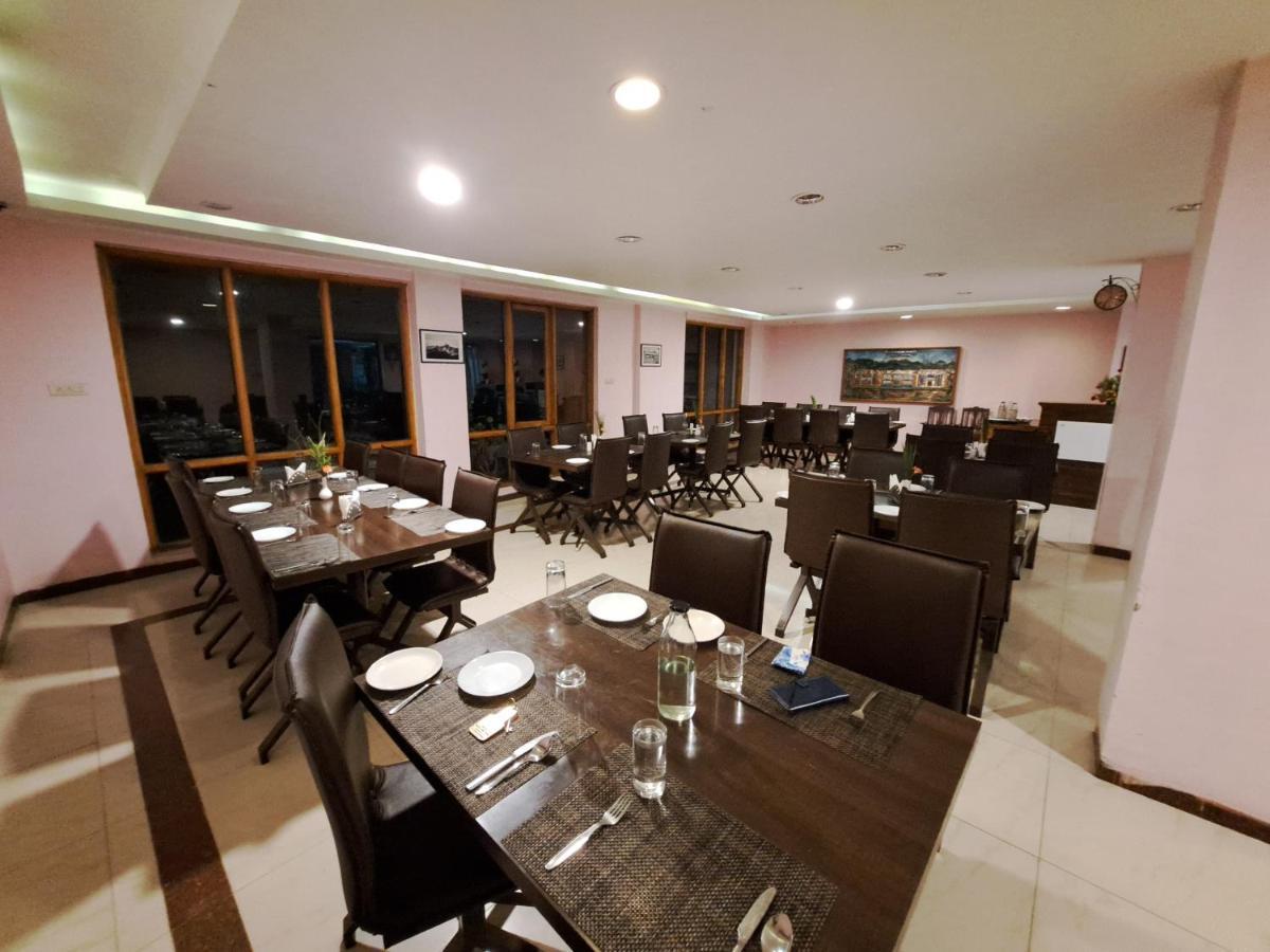 Hotel Preethi Classic Towers Utakamand Zewnętrze zdjęcie