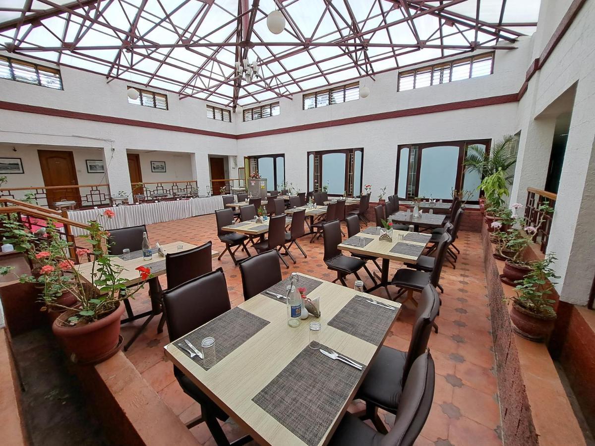 Hotel Preethi Classic Towers Utakamand Zewnętrze zdjęcie