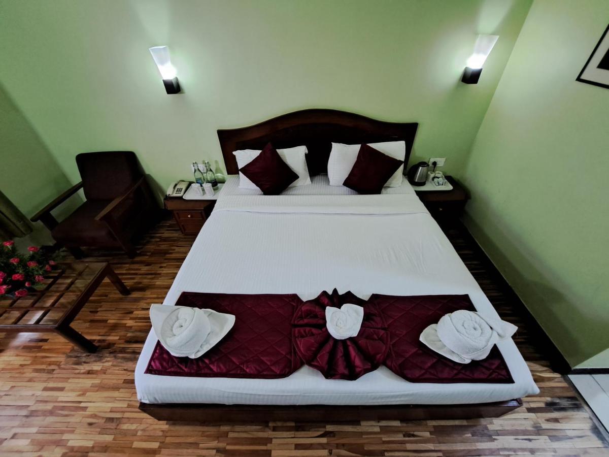 Hotel Preethi Classic Towers Utakamand Zewnętrze zdjęcie