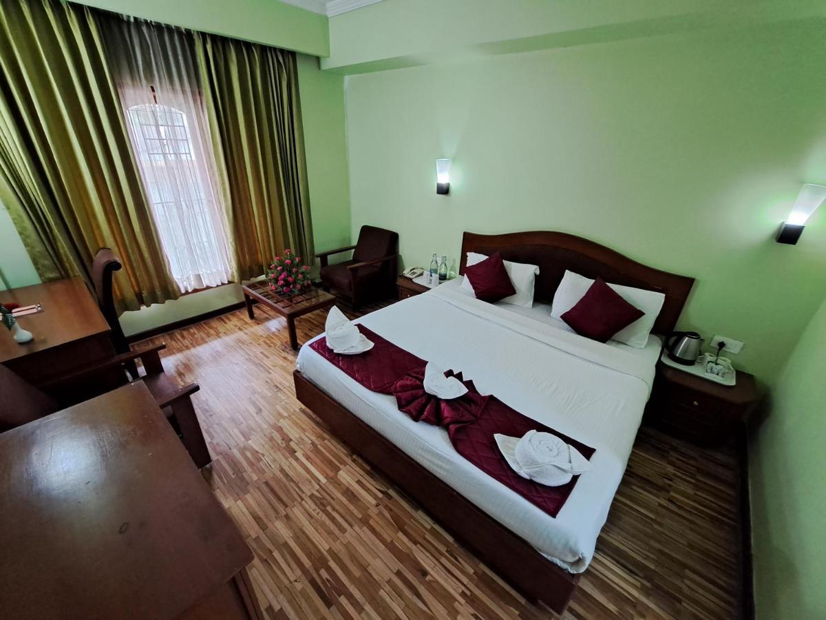 Hotel Preethi Classic Towers Utakamand Zewnętrze zdjęcie